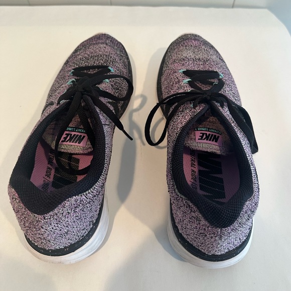 Nike Lunarlon running shoes - Picture 4 of 8